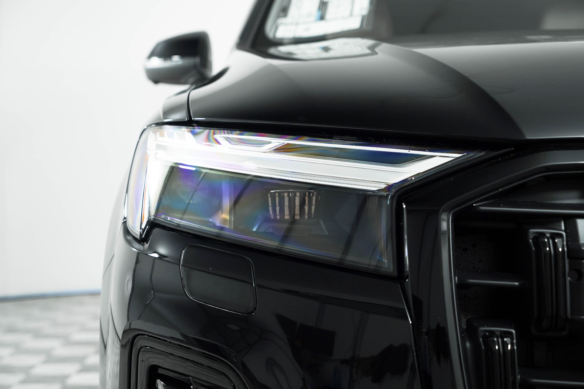 2025 Audi Q7 Premium Plus Image 10 of 38