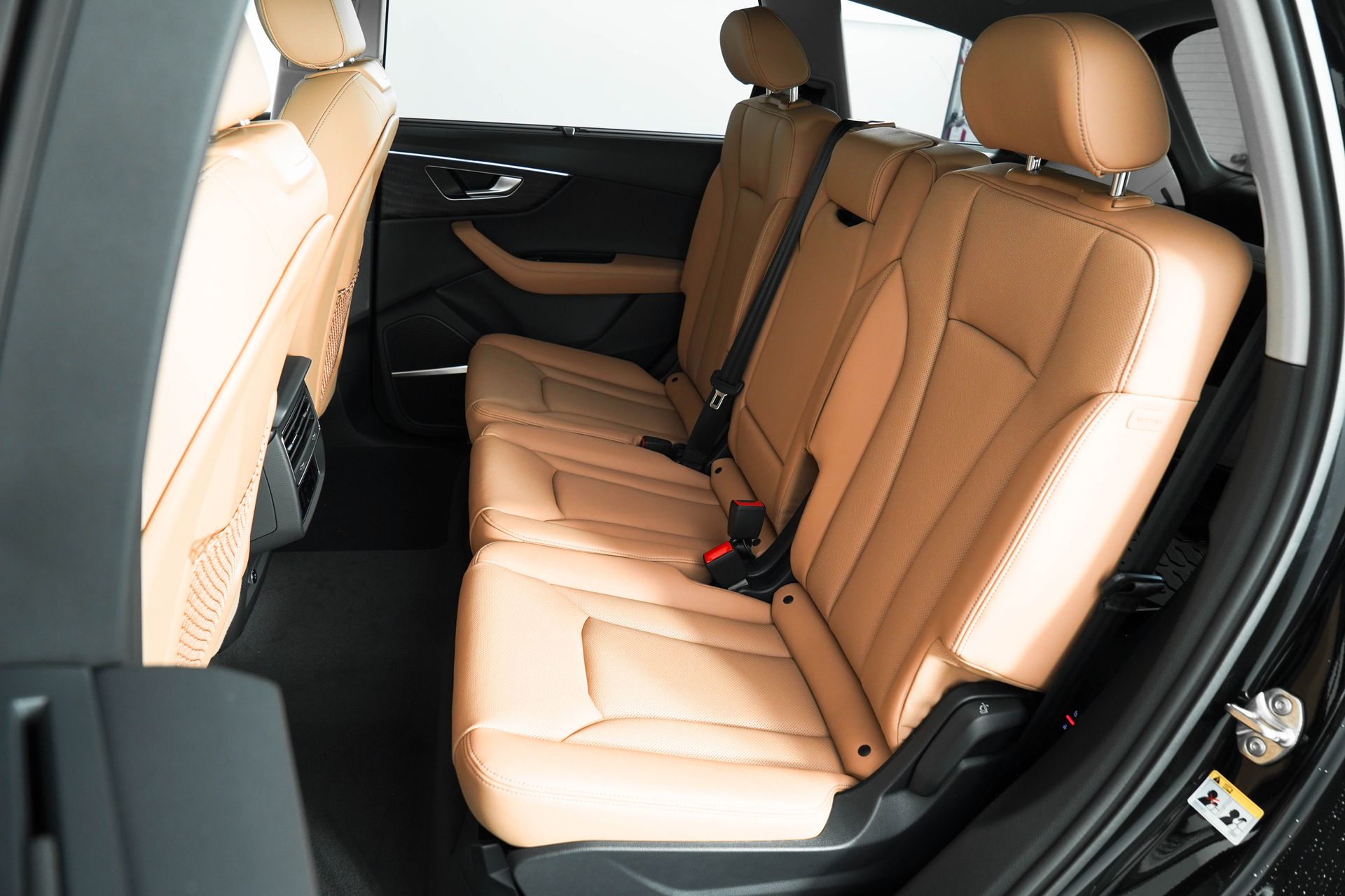 2025 Audi Q7 Premium Plus Image 20 of 38