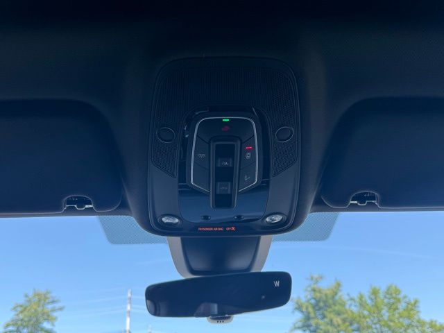 Vehicle image 49 of 50