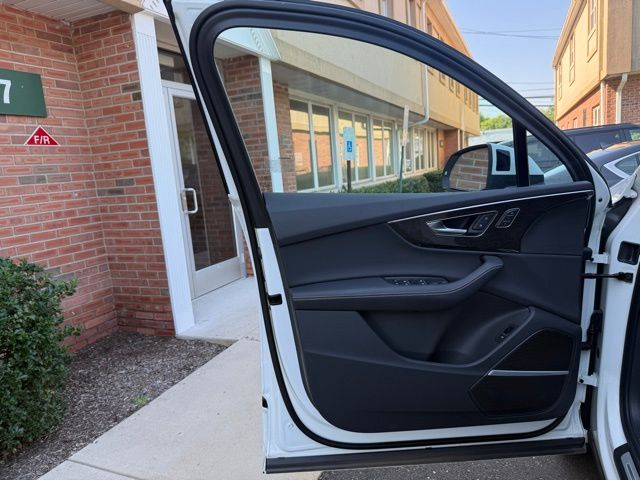 Vehicle image 50 of 50