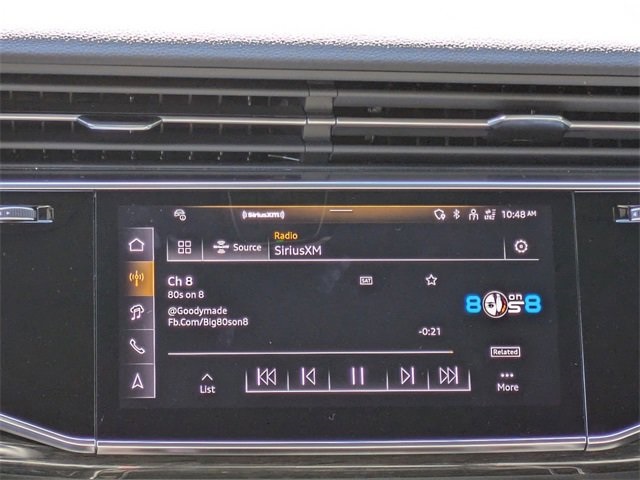 Vehicle image 22 of 32