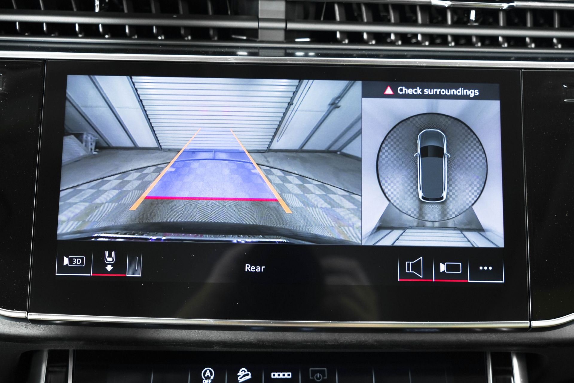 2025 Audi Q7 Premium Plus Image 26 of 39