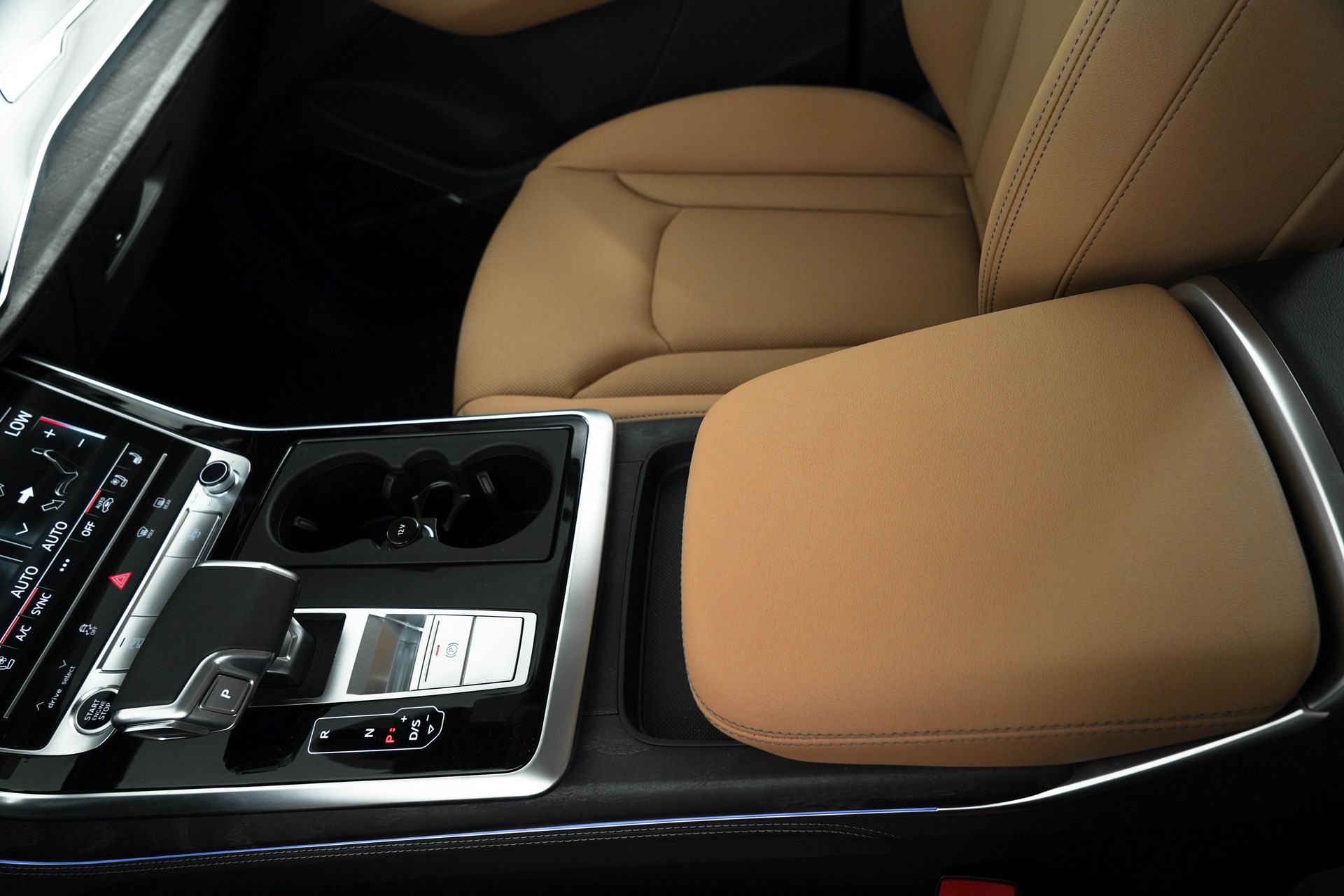 2025 Audi Q7 Premium Plus Image 33 of 38