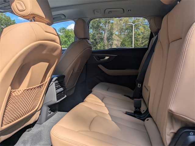 2025 Audi Q7 Premium Plus Image 11 of 30