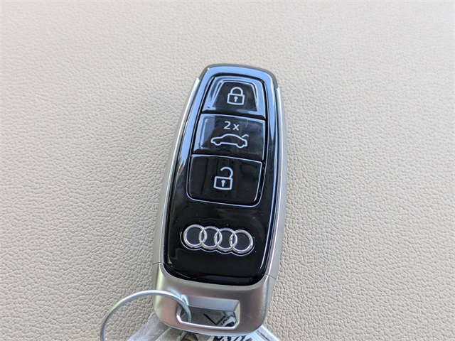 2025 Audi Q7 Premium Plus Image 25 of 30