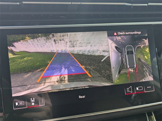 2025 Audi Q7 Premium Plus Image 21 of 30