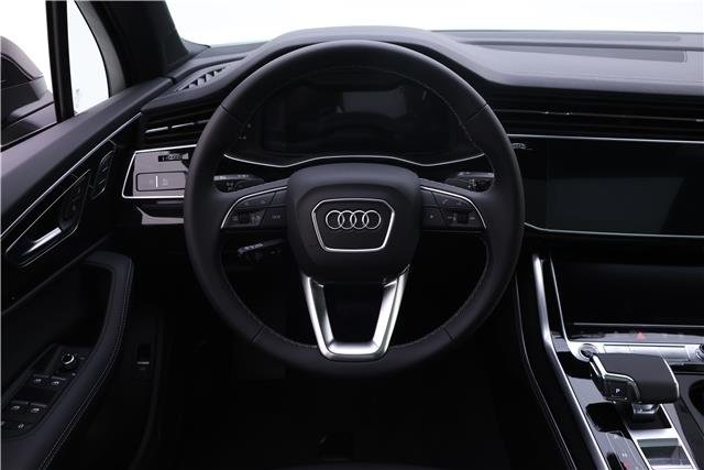2025 Audi Q7 Premium Plus Image 12 of 17