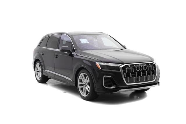 2025 Audi Q7 Premium Plus Image 2 of 17