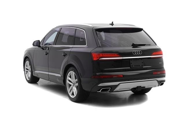 2025 Audi Q7 Premium Plus Image 4 of 17