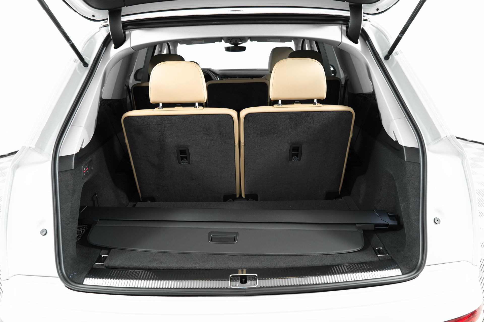 2025 Audi Q7 Premium Plus Image 34 of 38