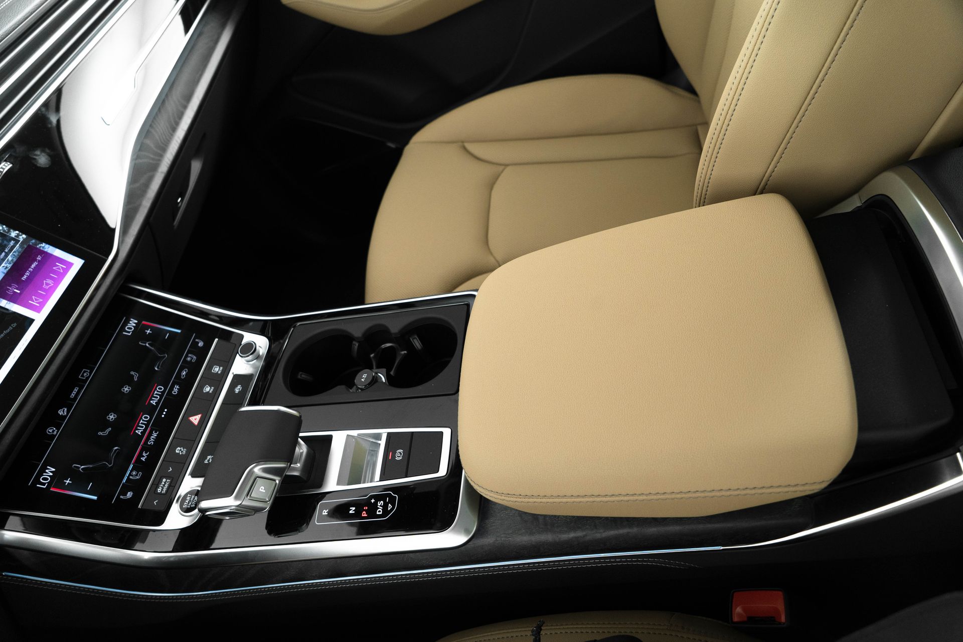 2025 Audi Q7 Premium Plus Image 33 of 38