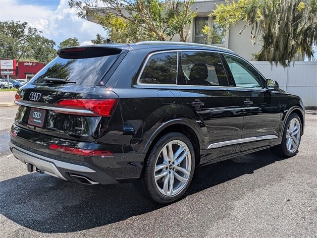 2025 Audi Q7 Premium Plus Image 5 of 29