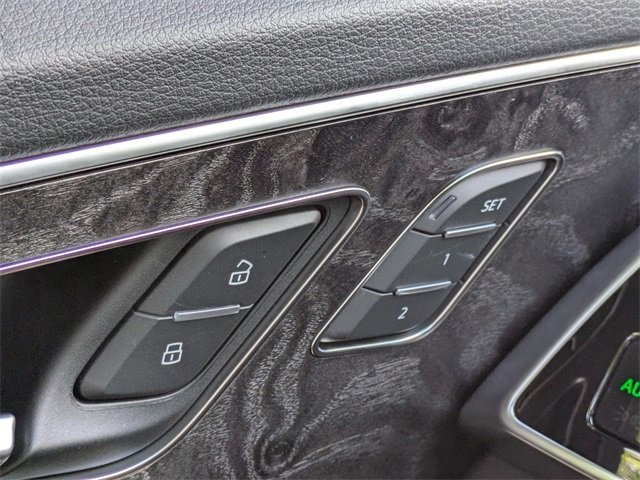 2025 Audi Q7 Premium Plus Image 22 of 29