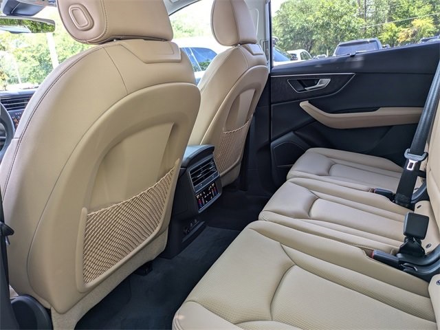 2025 Audi Q7 Premium Plus Image 11 of 29