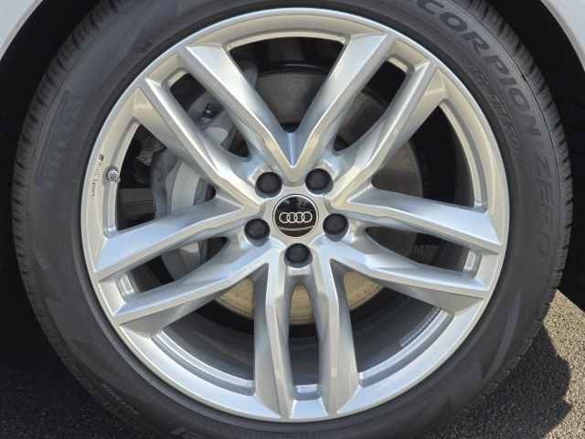 Vehicle image 44 of 49
