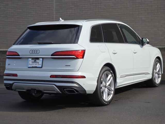 Vehicle image 5 of 49
