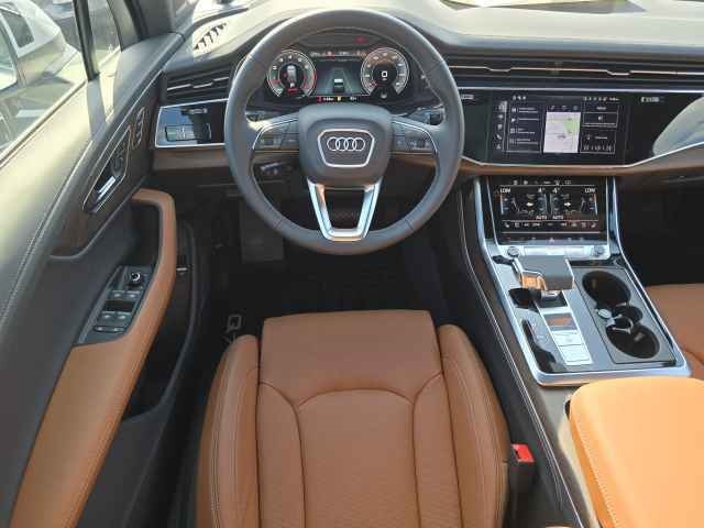 Vehicle image 37 of 49