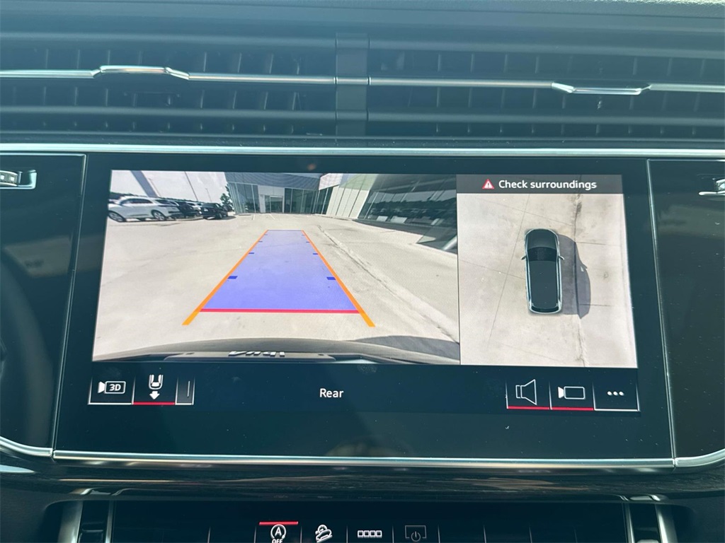 2025 Audi Q7 Premium Plus Image 15 of 22
