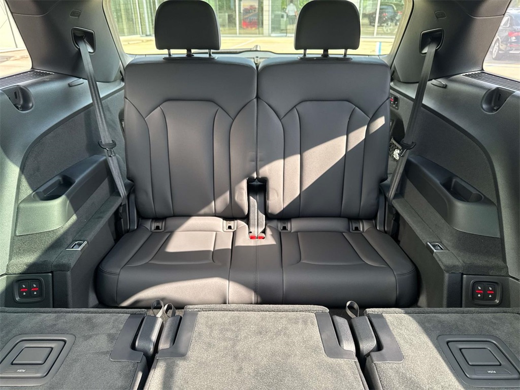 2025 Audi Q7 Premium Plus Image 21 of 22
