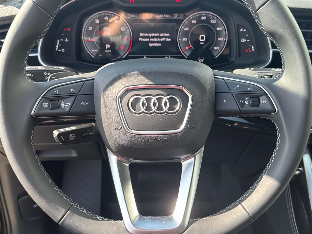 2025 Audi Q7 Premium Plus Image 12 of 22