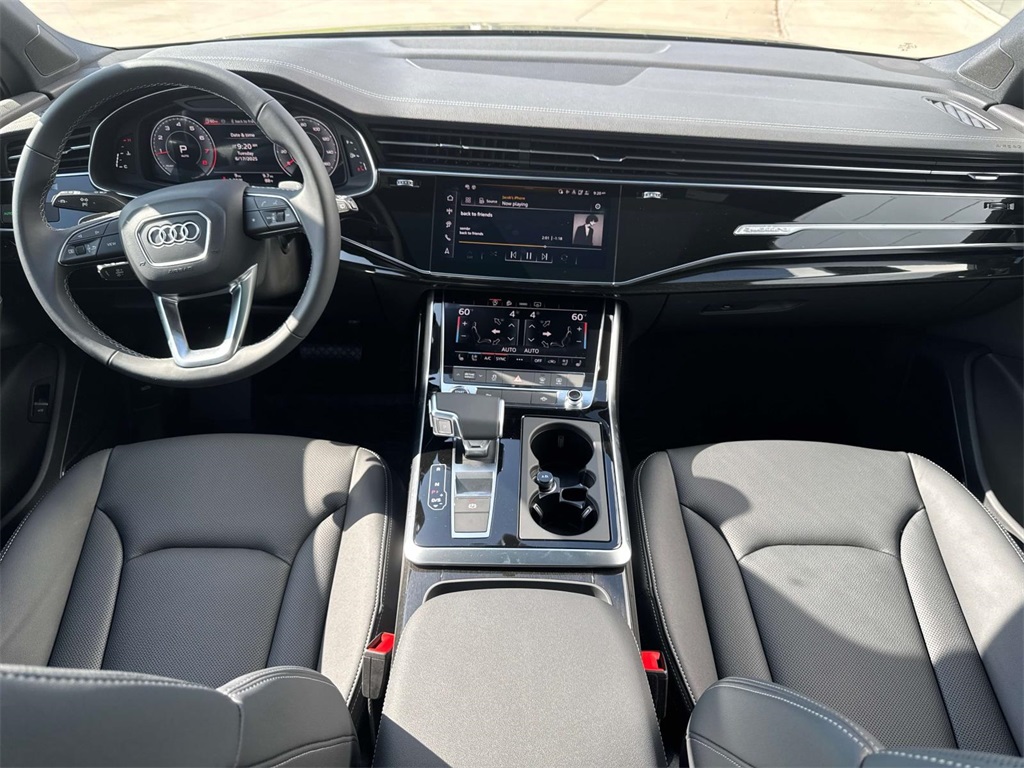 2025 Audi Q7 Premium Plus Image 11 of 22