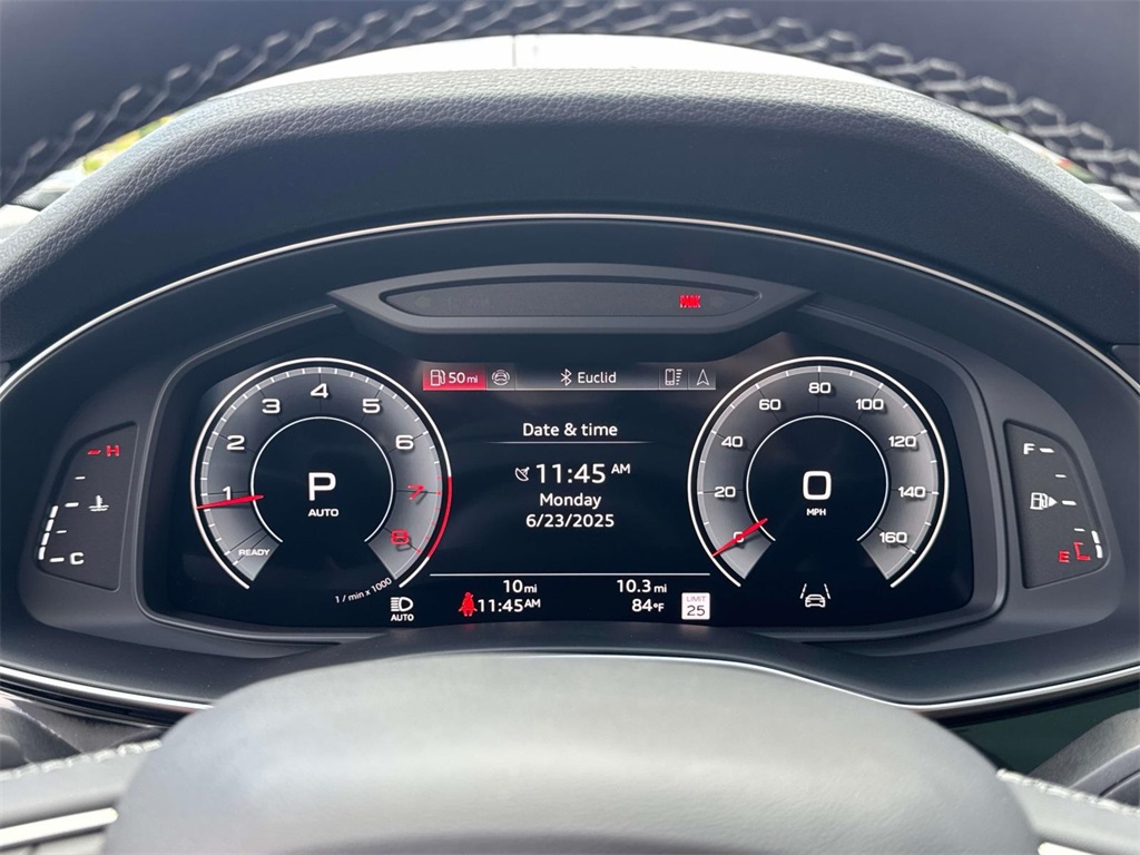 2025 Audi Q7 Premium Plus Image 8 of 17