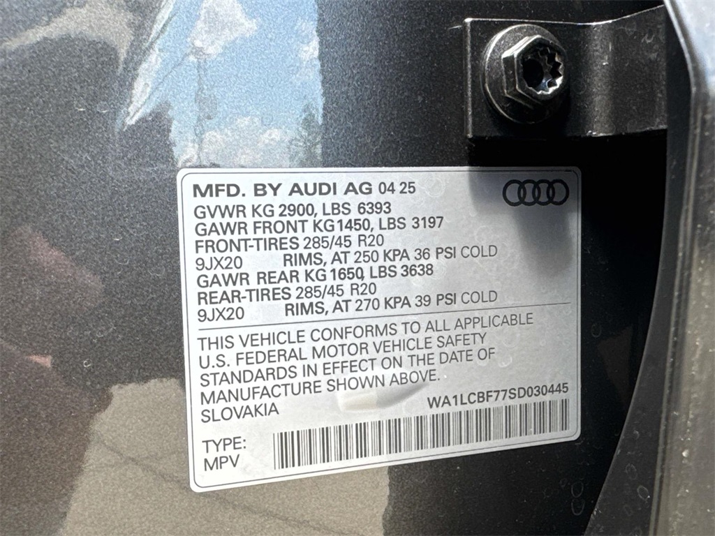 2025 Audi Q7 Premium Plus Image 14 of 17