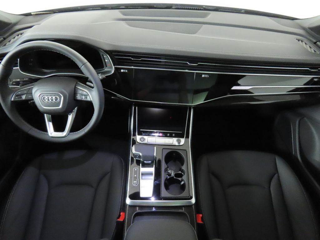 Vehicle image 13 of 34