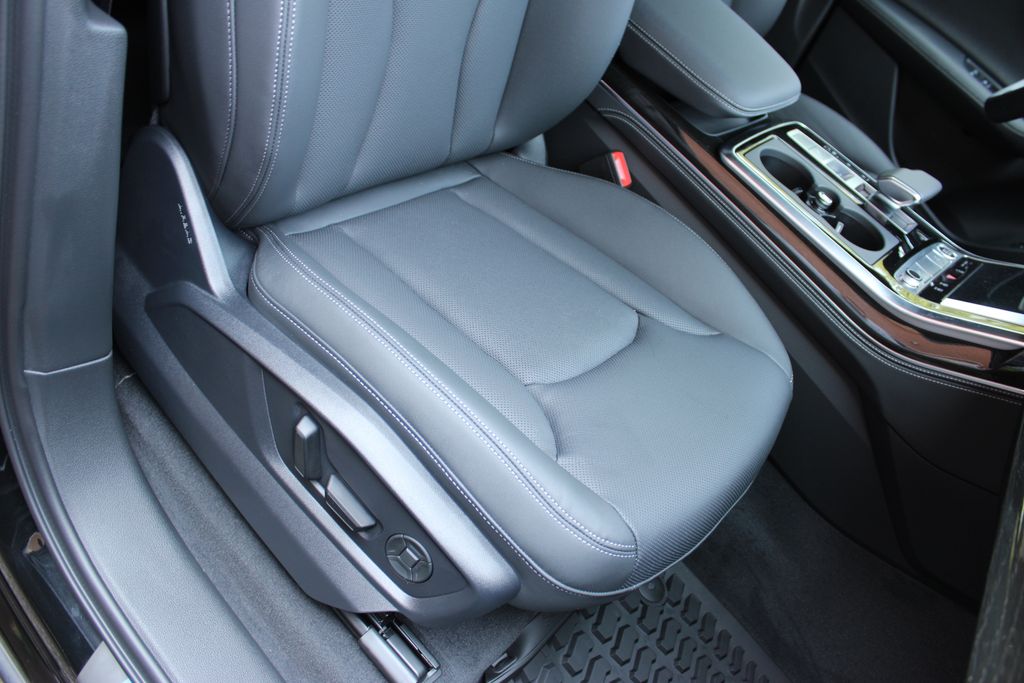 2025 Audi Q7 Premium Plus Image 21 of 57