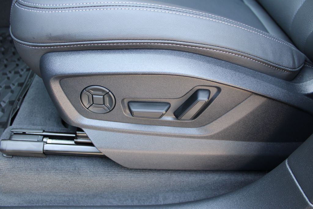 2025 Audi Q7 Premium Plus Image 45 of 57