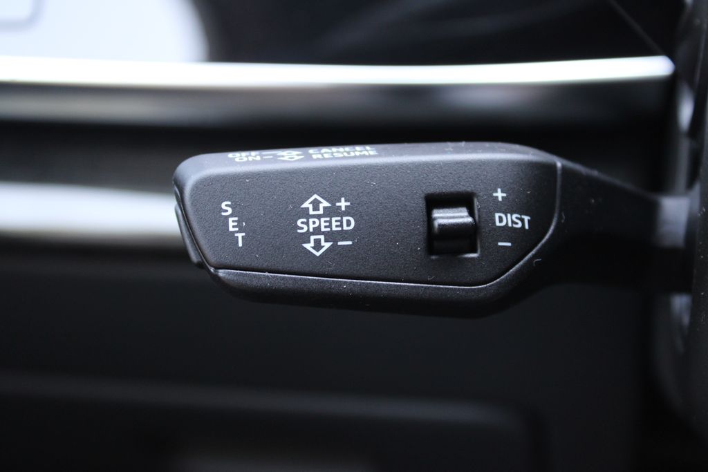 2025 Audi Q7 Premium Plus Image 52 of 57