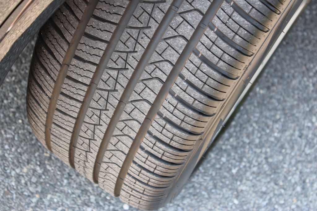 2025 Audi Q7 Premium Plus Image 16 of 57