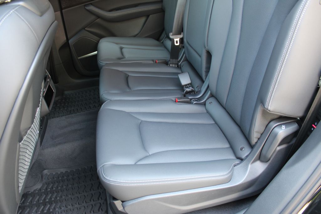 2025 Audi Q7 Premium Plus Image 20 of 57