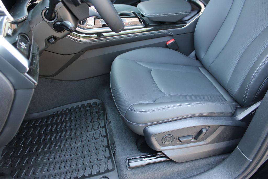 2025 Audi Q7 Premium Plus Image 23 of 57