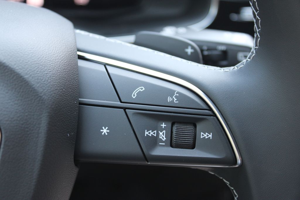 2025 Audi Q7 Premium Plus Image 46 of 57