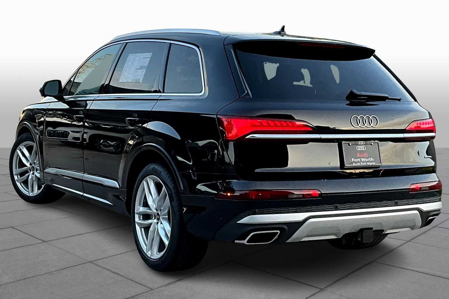 2025 Audi Q7 Premium Plus Image 5 of 20