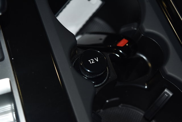 2025 Audi Q7 Premium Plus Image 24 of 28