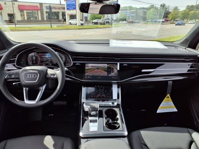 Vehicle image 9 of 23