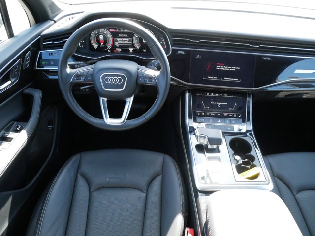 Vehicle image 13 of 27