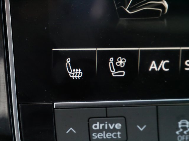 Vehicle image 22 of 27