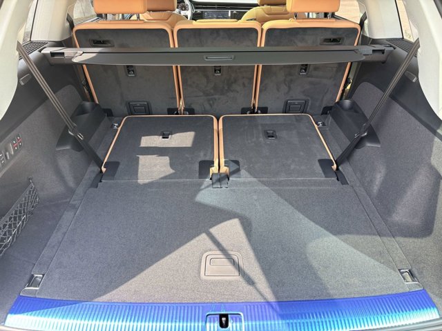2025 Audi Q7 Premium Plus Image 10 of 28