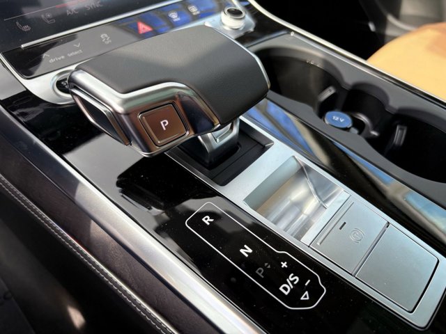 2025 Audi Q7 Premium Plus Image 21 of 28