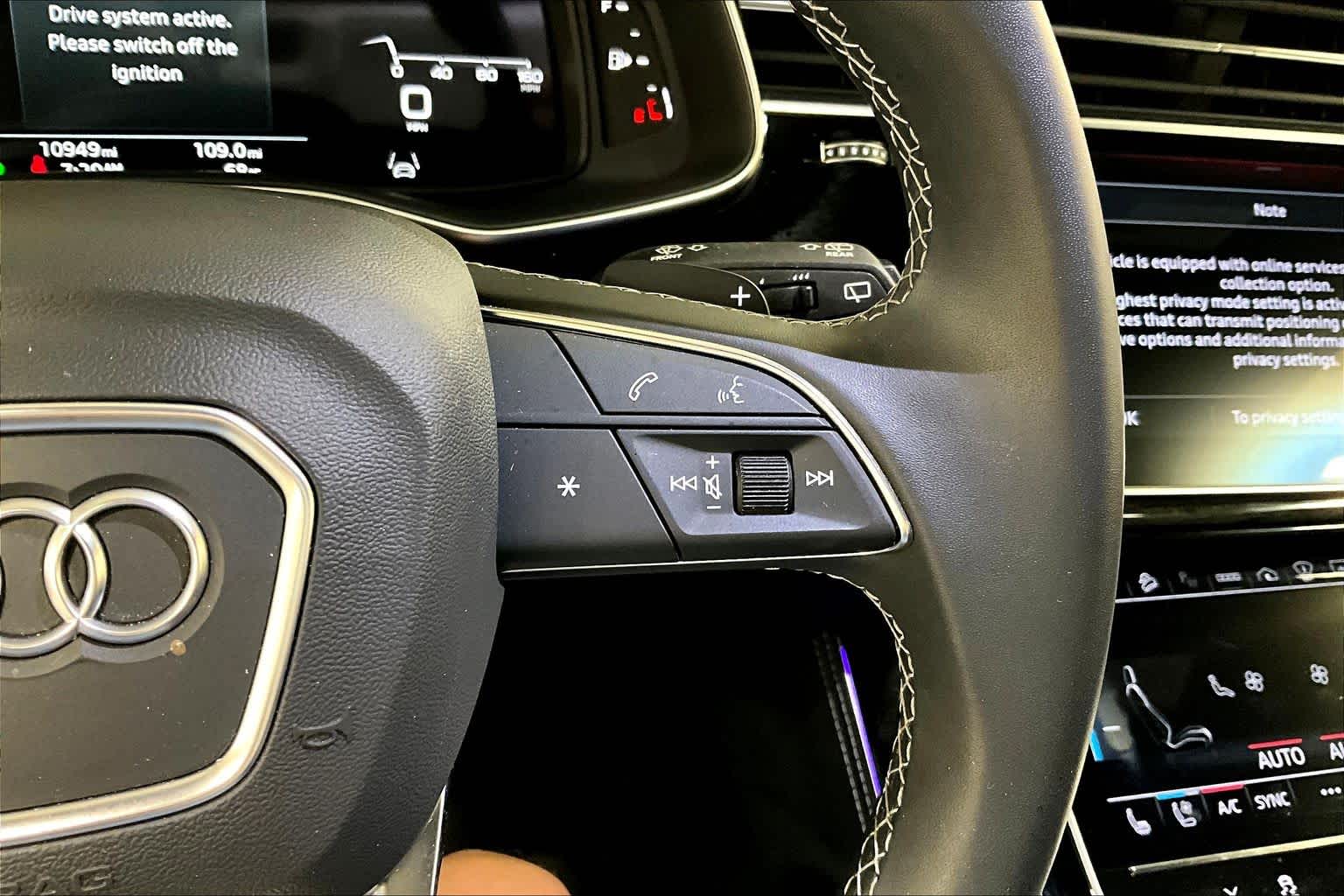 2025 Audi Q7 Prestige Image 17 of 30