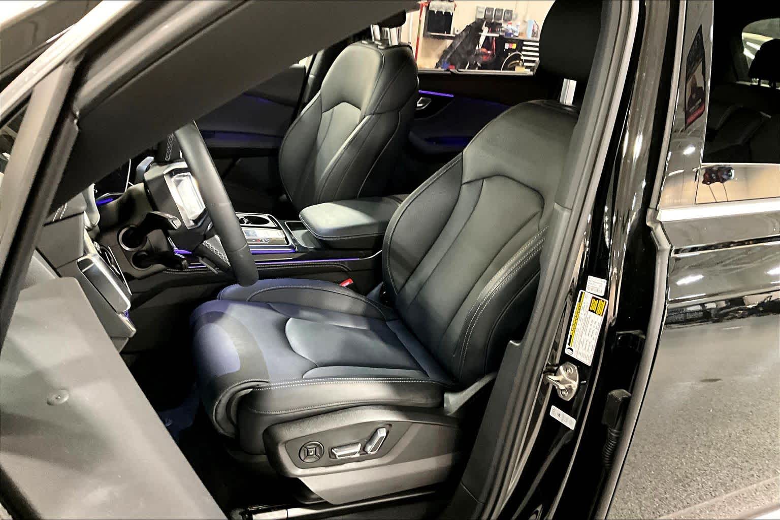 2025 Audi Q7 Prestige Image 10 of 30