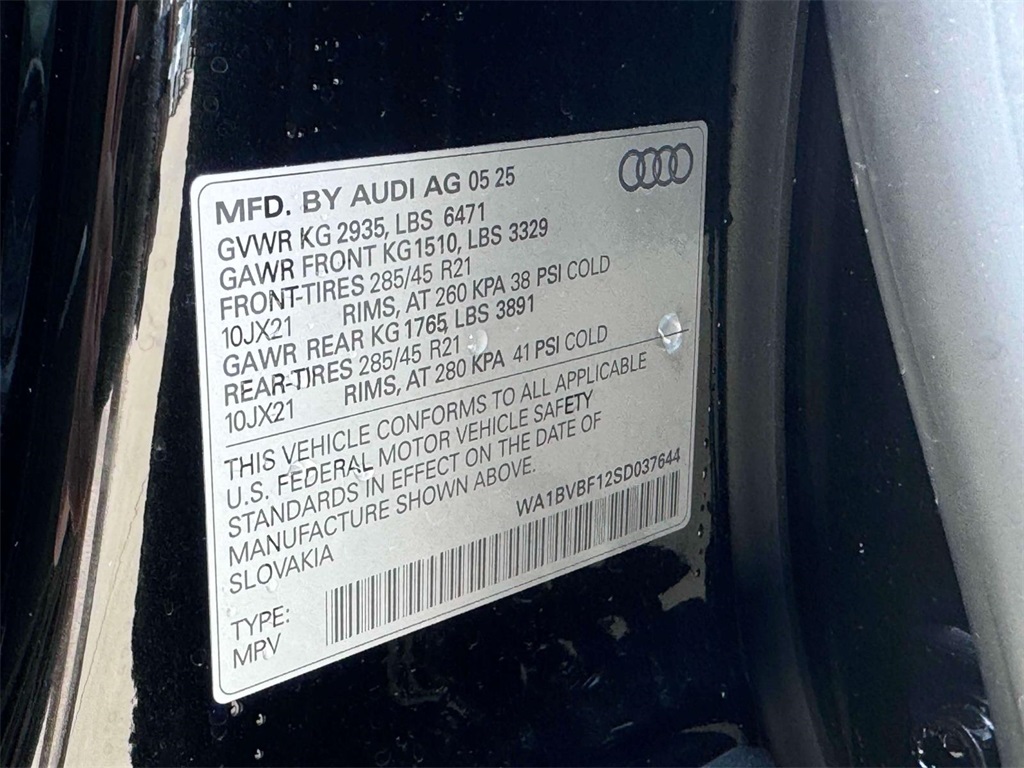 2025 Audi Q8 Premium Plus Image 19 of 21