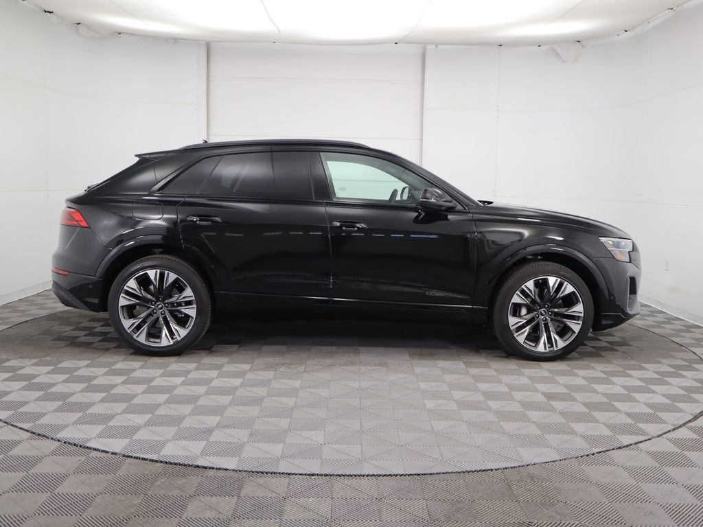 Vehicle image 4 of 36