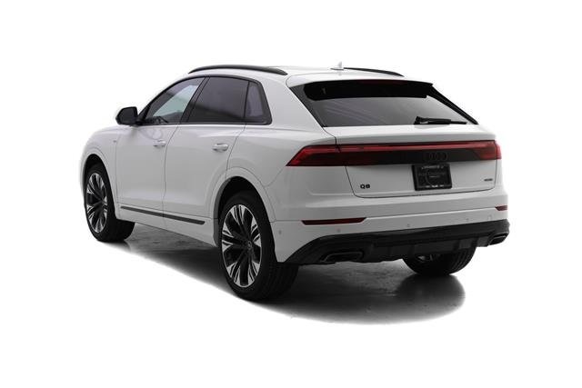 2025 Audi Q8 Premium Plus Image 4 of 18