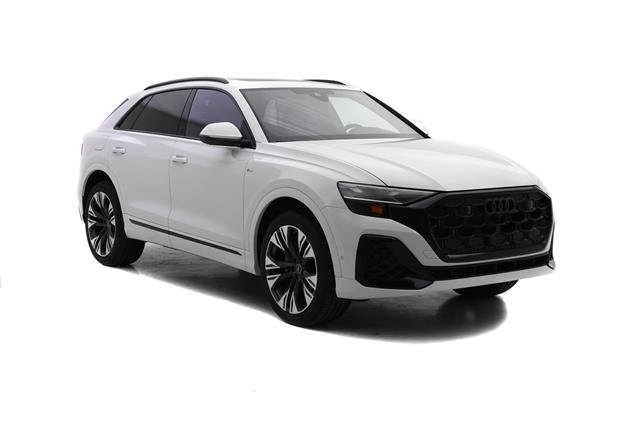 2025 Audi Q8 Premium Plus Image 2 of 18