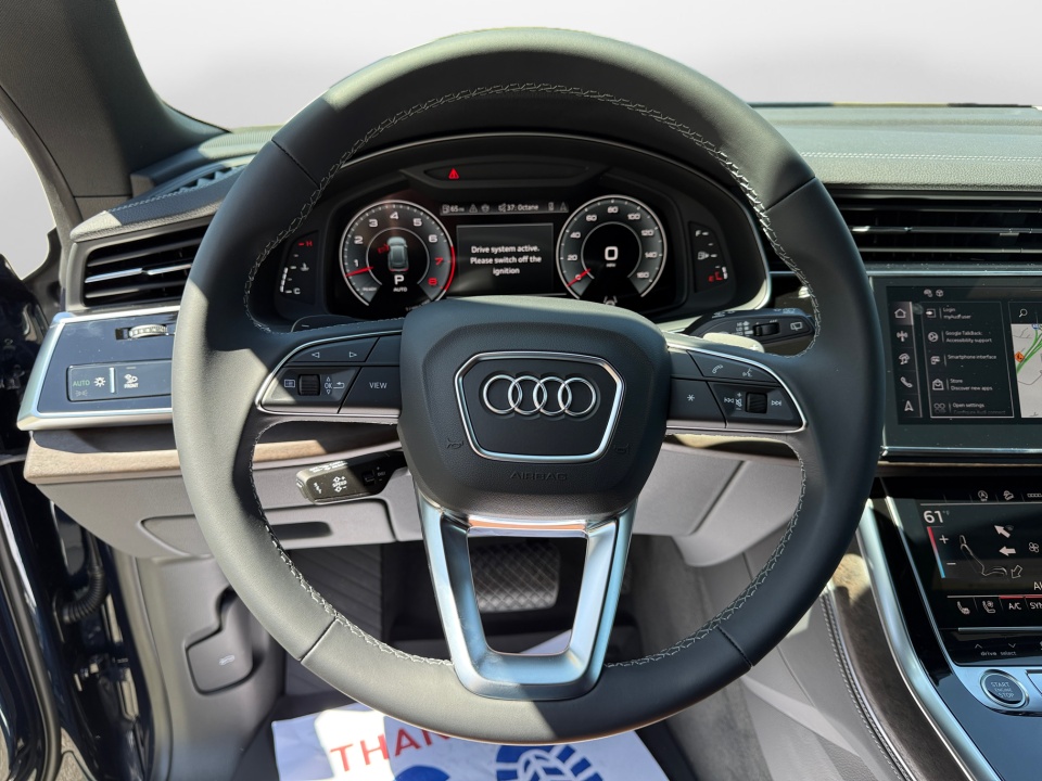 Vehicle image 10 of 35