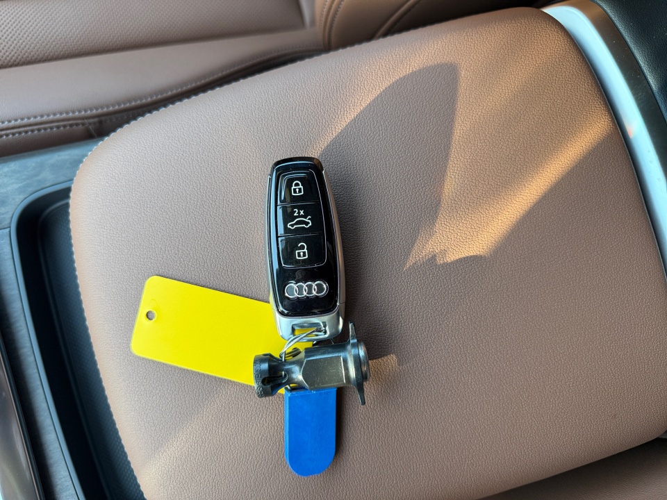 Vehicle image 34 of 35